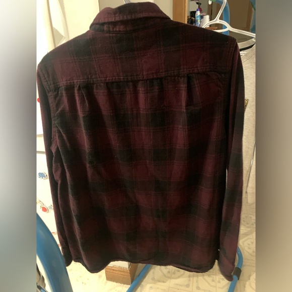 ⭐️TILLY⭐️Burgundy & Black Plaid Button Up Cozy Flannel Shirt •Large •VGUC - Picture 4 of 5